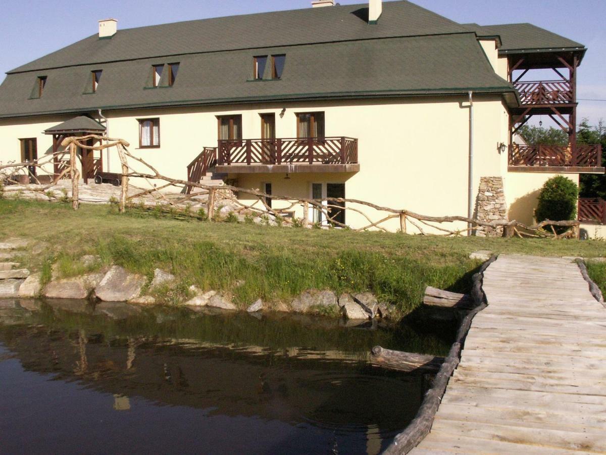 Agroturystyka Leszczynowy Dworek Ponikwa  Экстерьер фото